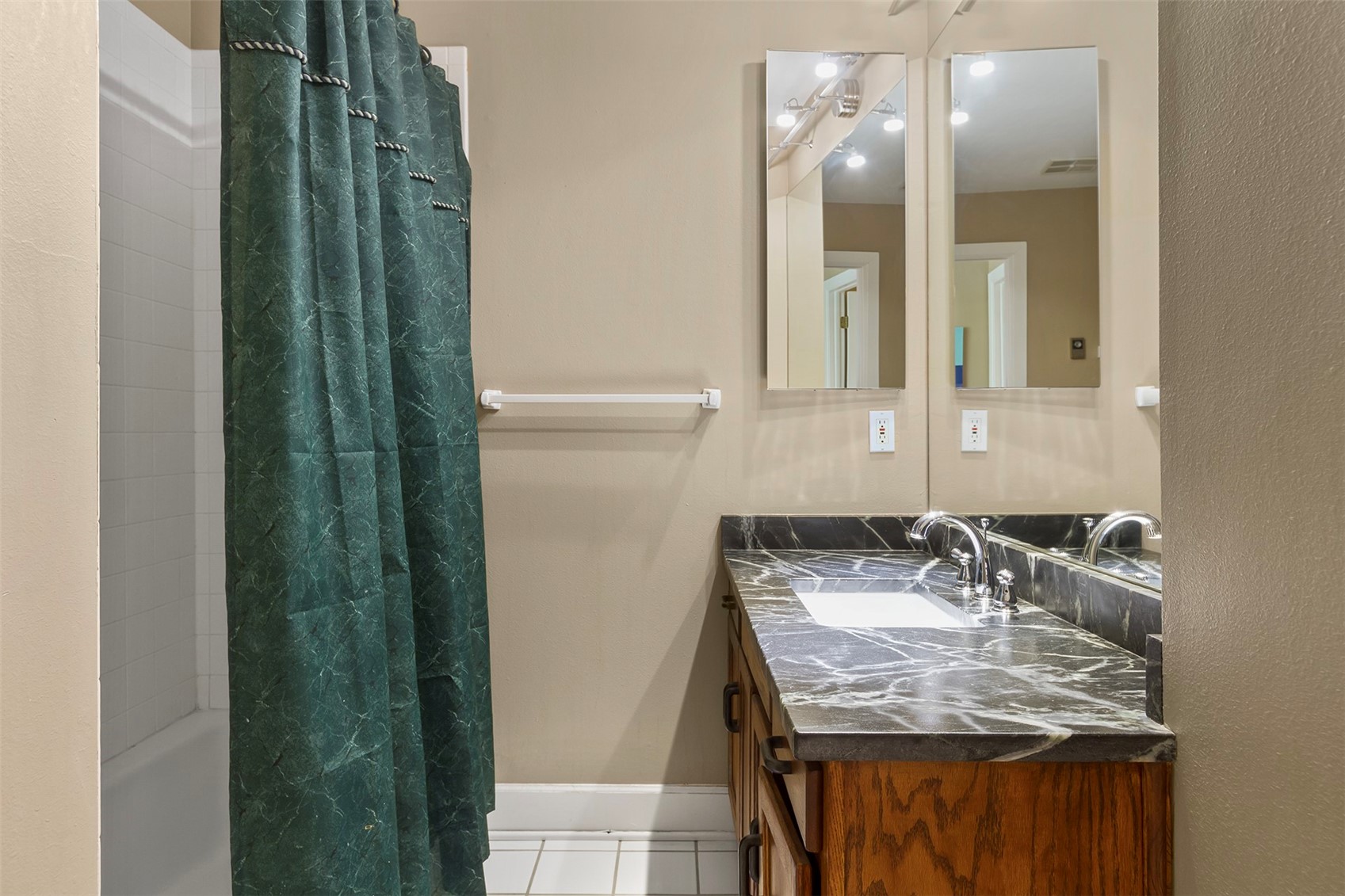 100 Windwood Circle Property Photo 30