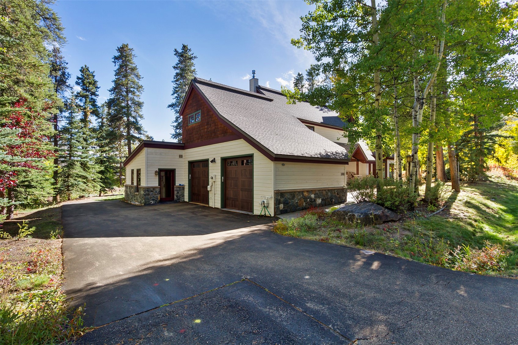 100 Windwood Circle Property Photo 34