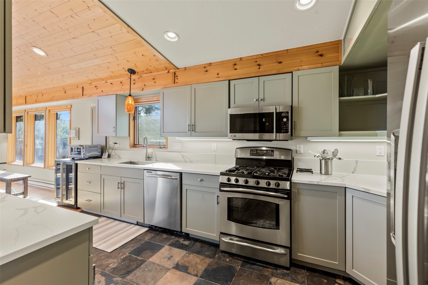 66 Sitzmark Circle Property Photo 13