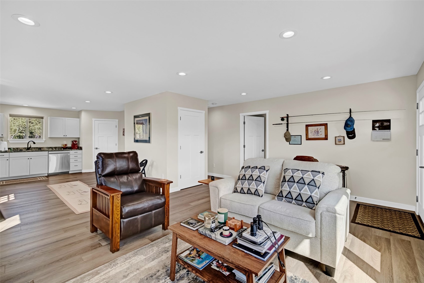 207 Overland Circle Property Photo 17