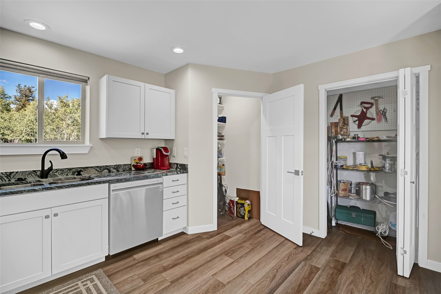 207 Overland Circle Property Photo 32