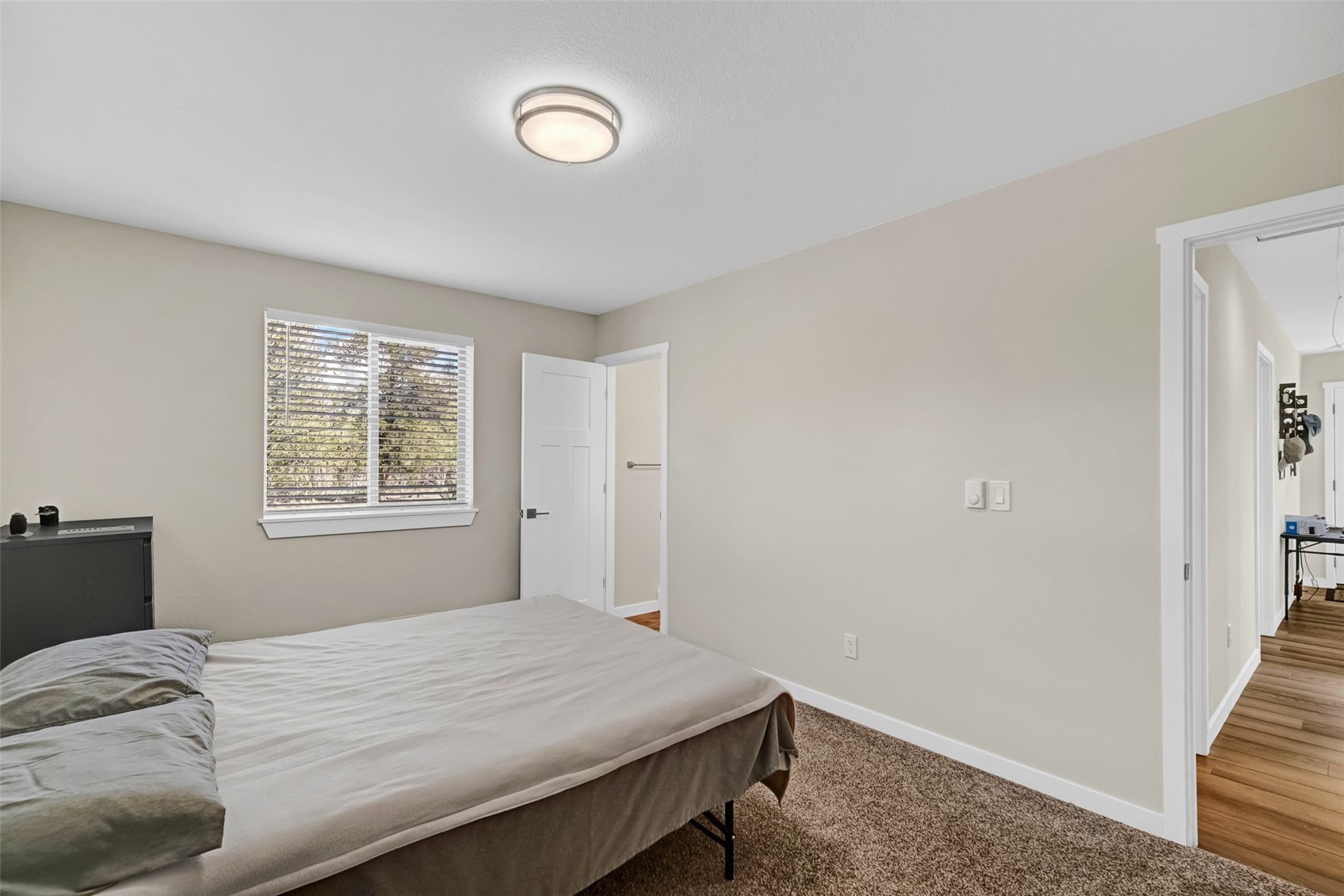207 Overland Circle Property Photo 43
