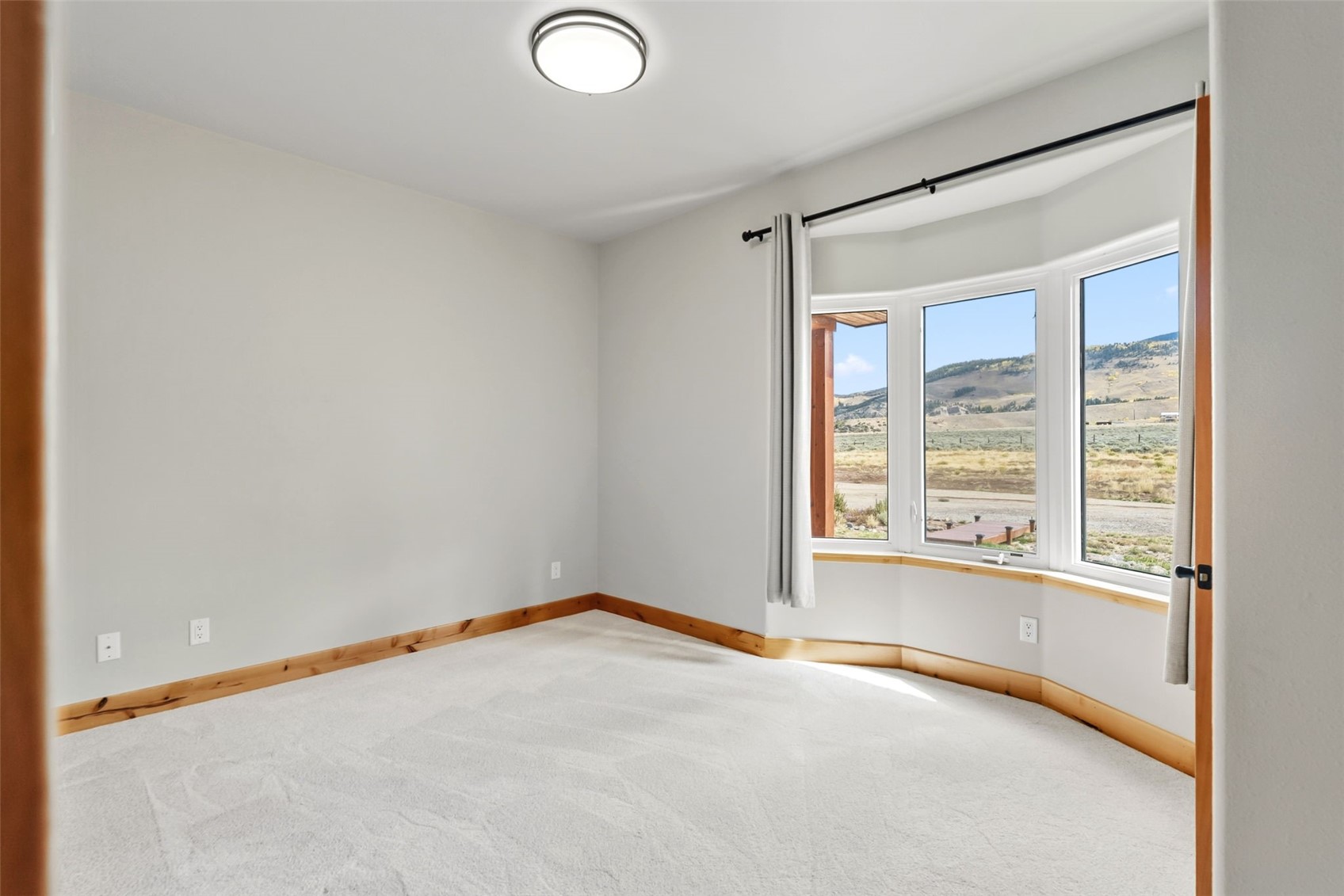 845 Elk Run Road Property Photo 30
