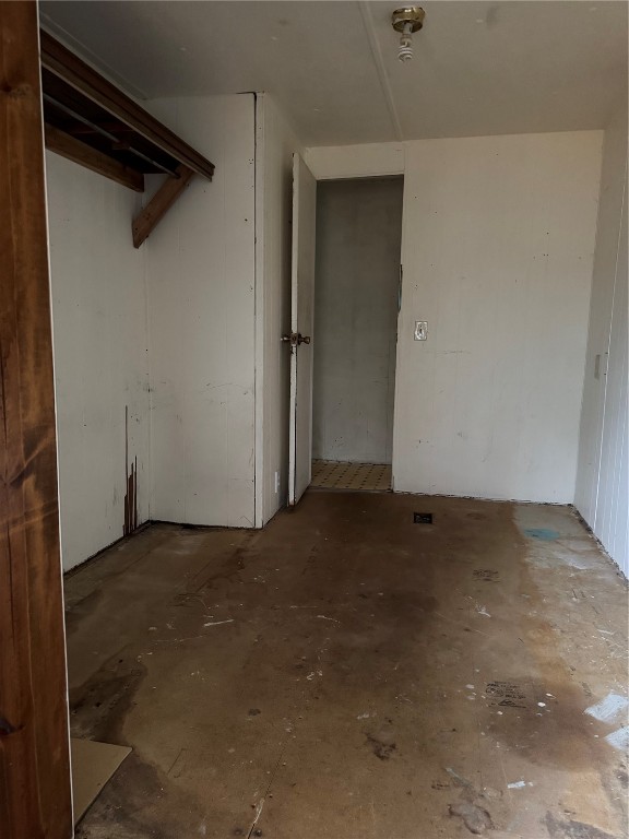 2900 W Acres Drive 83b Property Photo 9