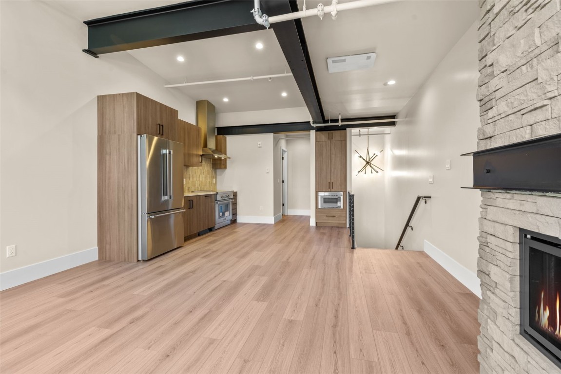 310 E Main Street 204 Property Photo 11