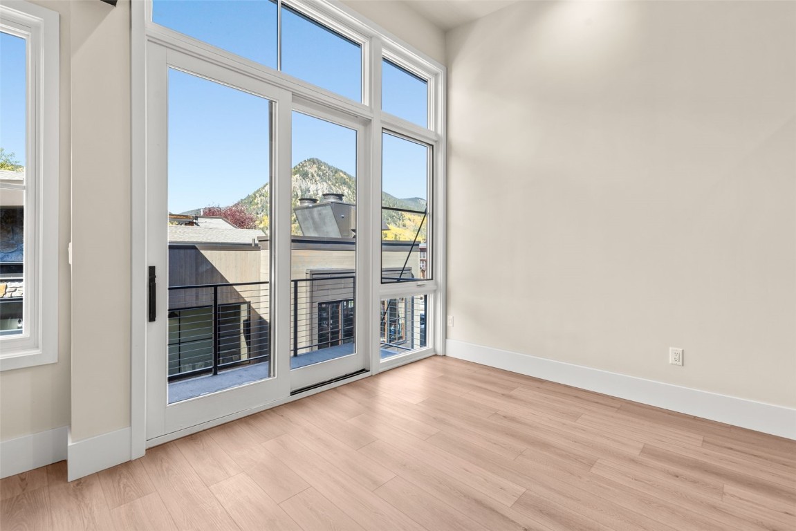 310 E Main Street 204 Property Photo 13