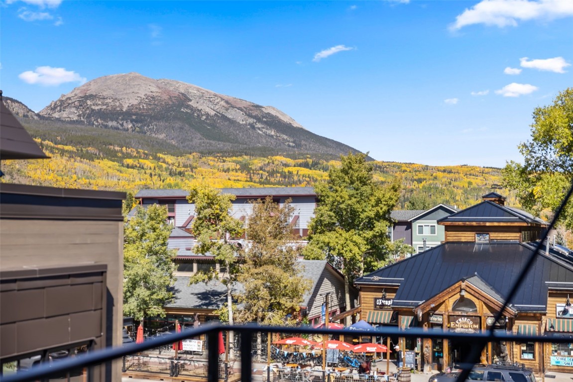 310 E Main Street 204 Property Photo 25