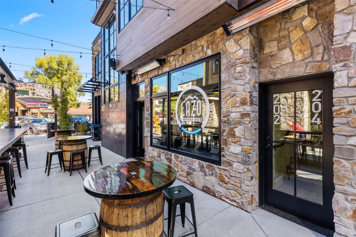 310 E Main Street 204 Property Photo 35