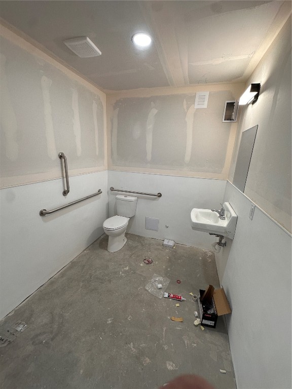 421 Us Highway 24 B, E, F Property Photo 8