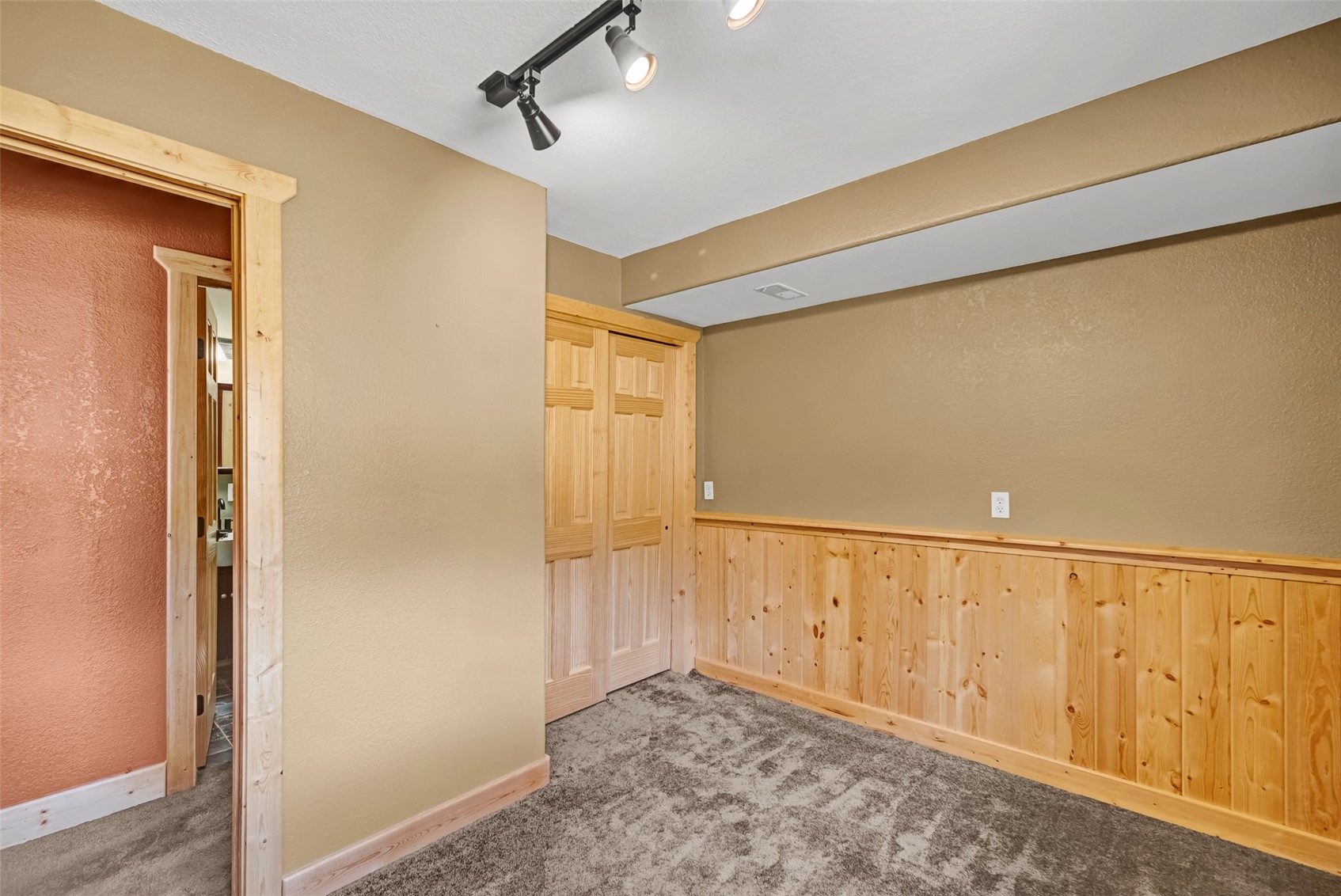 2491 Stagestop Road Property Photo 26