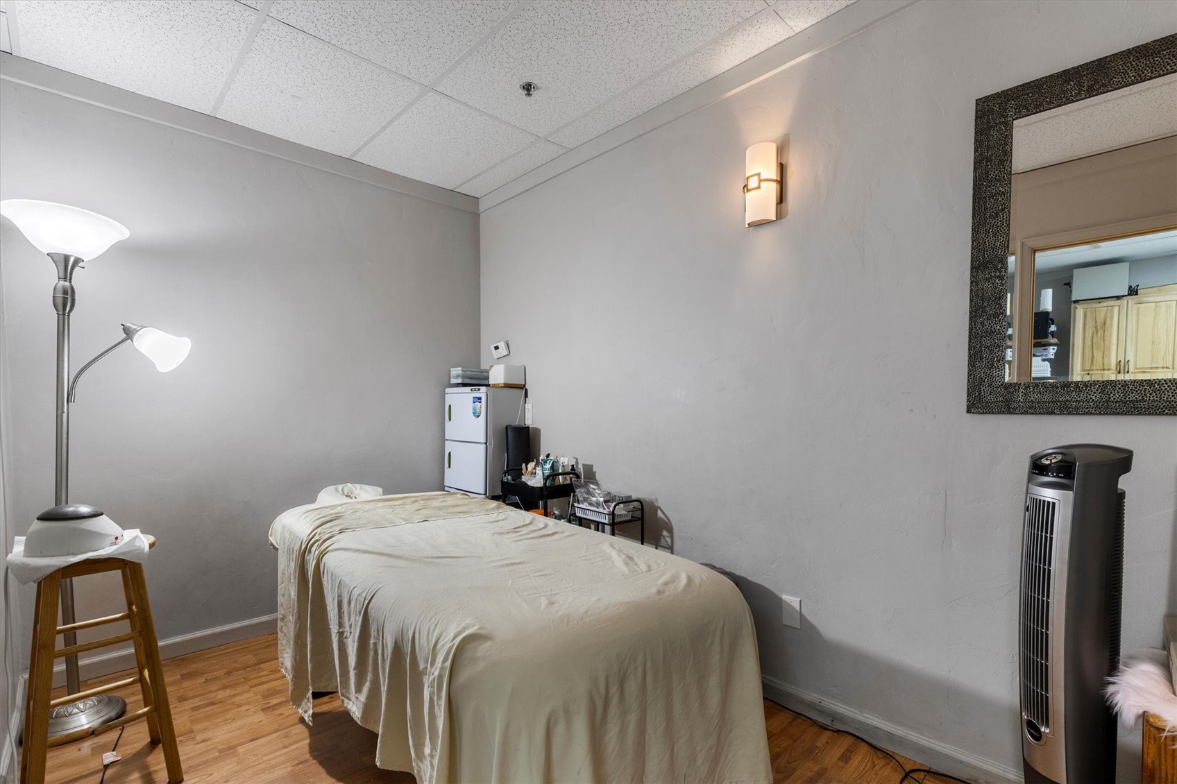 601 Lincoln Avenue C4 Property Photo 14