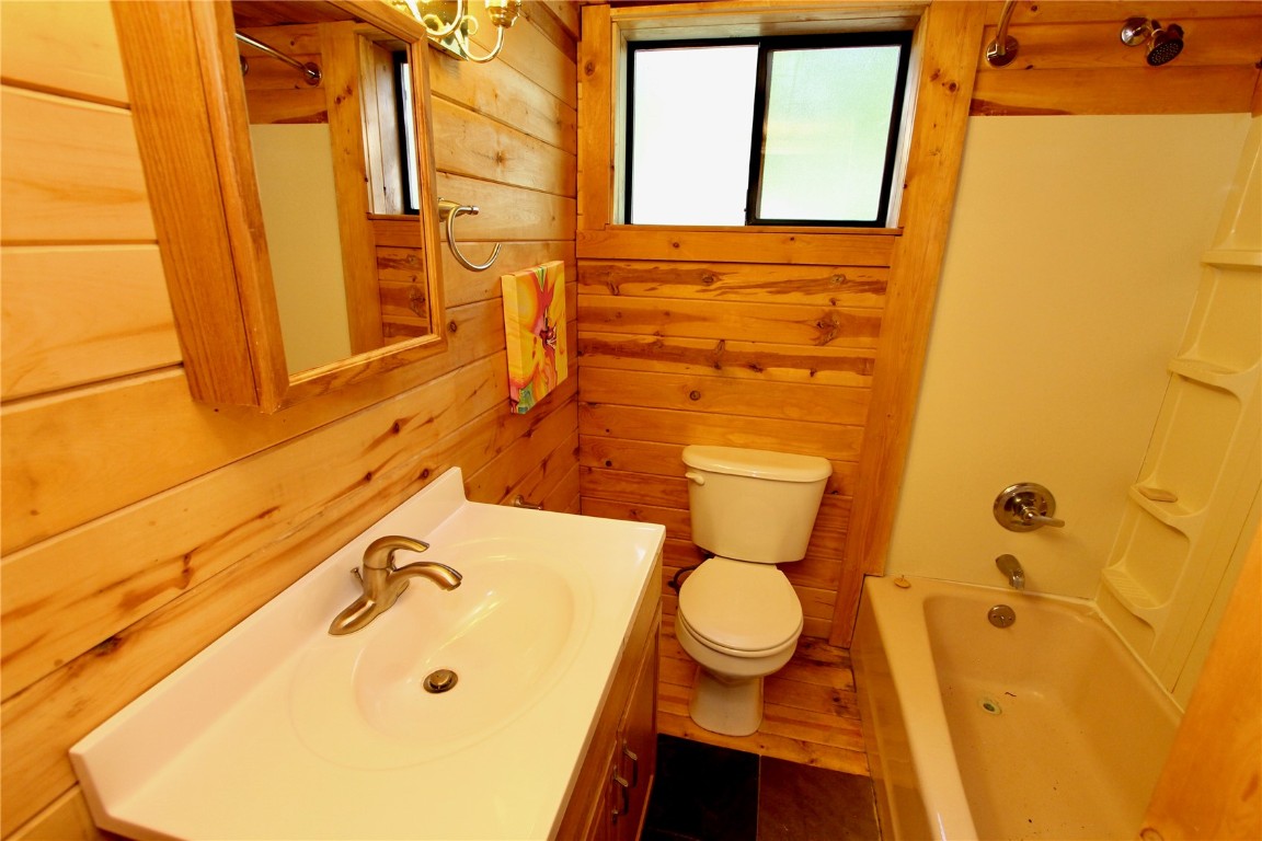 4207 Highway 91 Property Photo 46