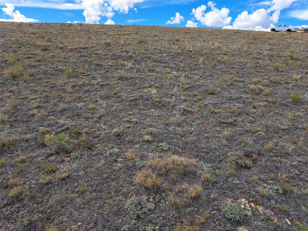 1825 Rhyolite Drive Property Photo 8