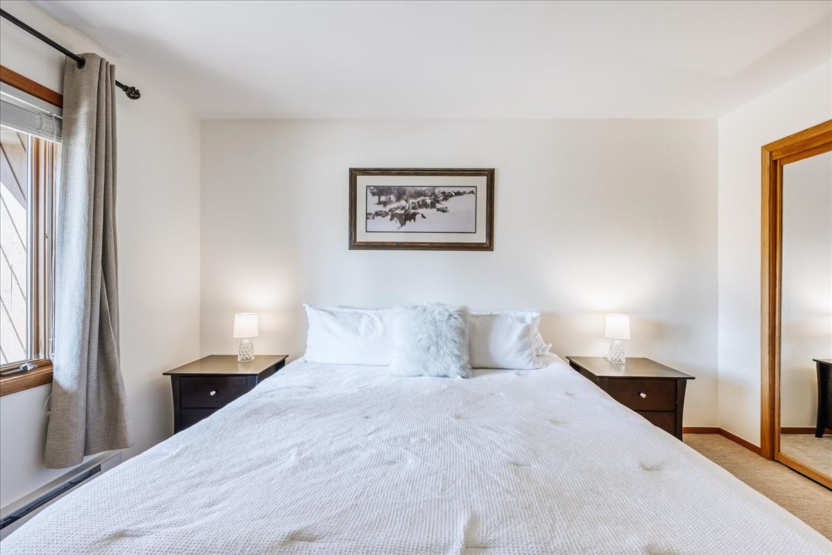 875 Four Oclock Road D1 Property Photo 18