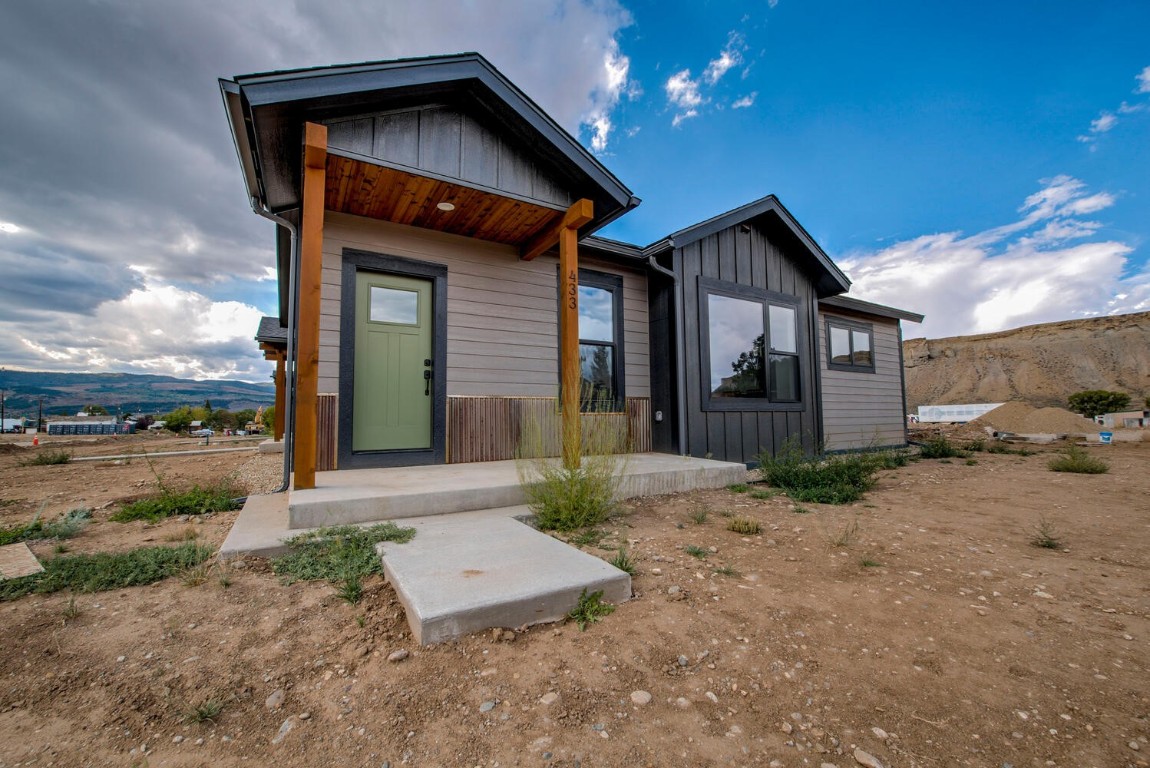 343 Kinsey Avenue Property Photo 1