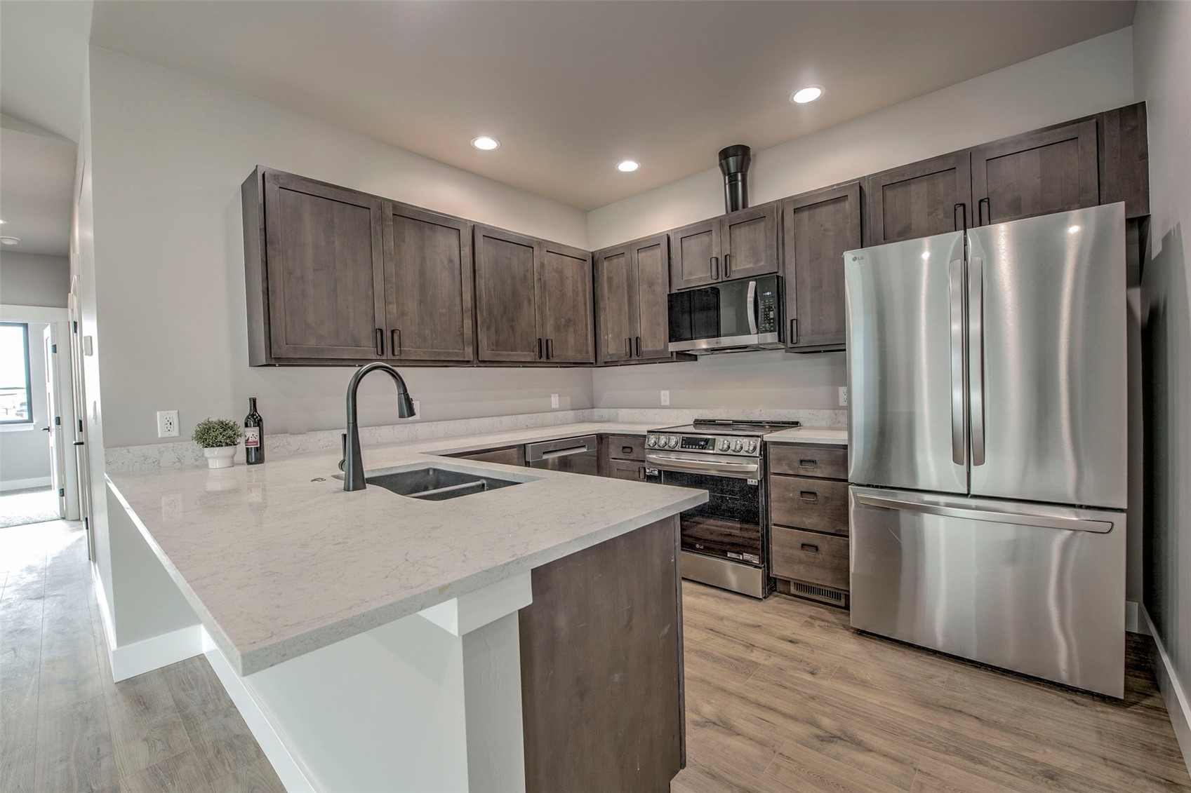 323 Kinsey Avenue Property Photo 4