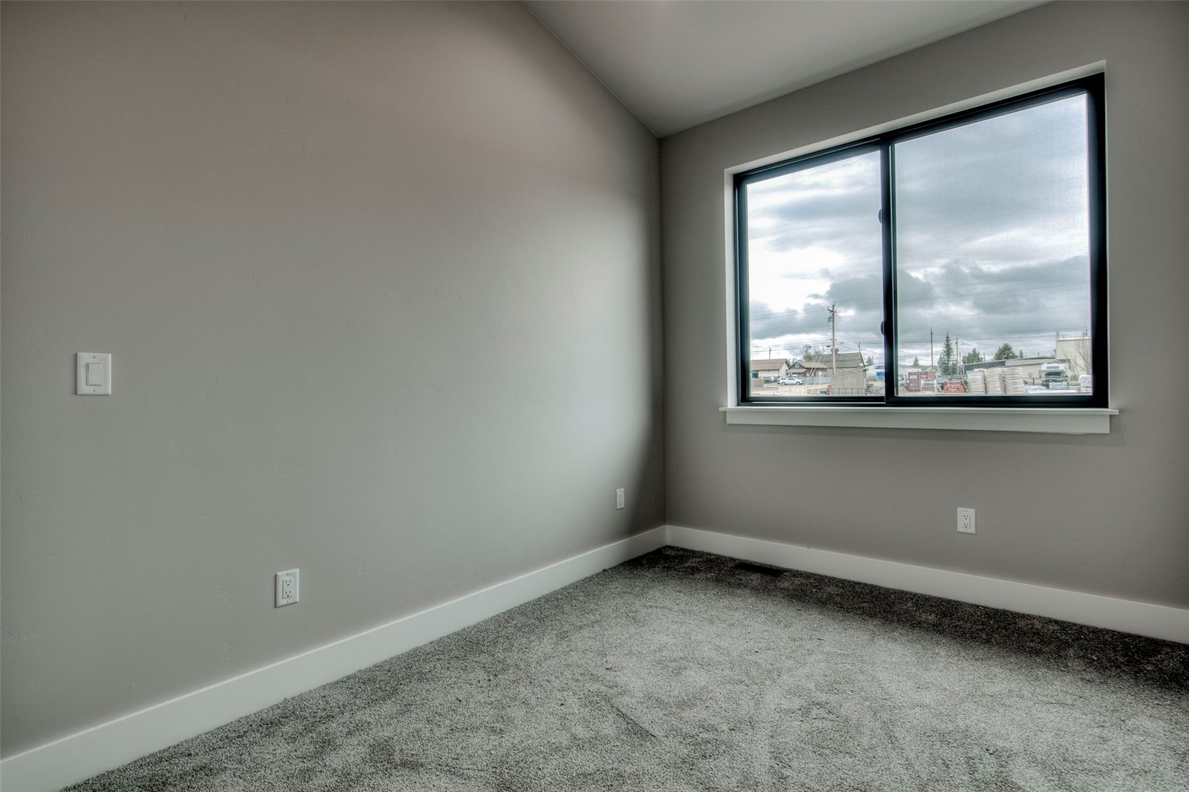 323 Kinsey Avenue Property Photo 15