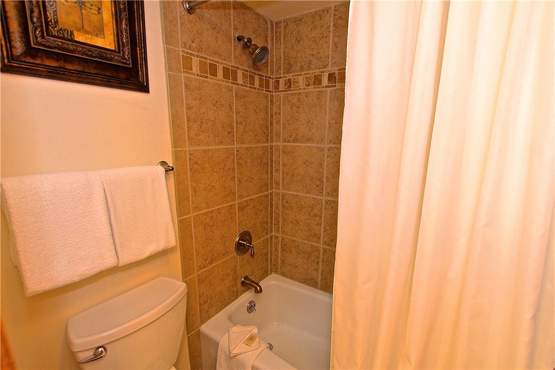 189 Ten Mile Circle 451 Property Photo 10