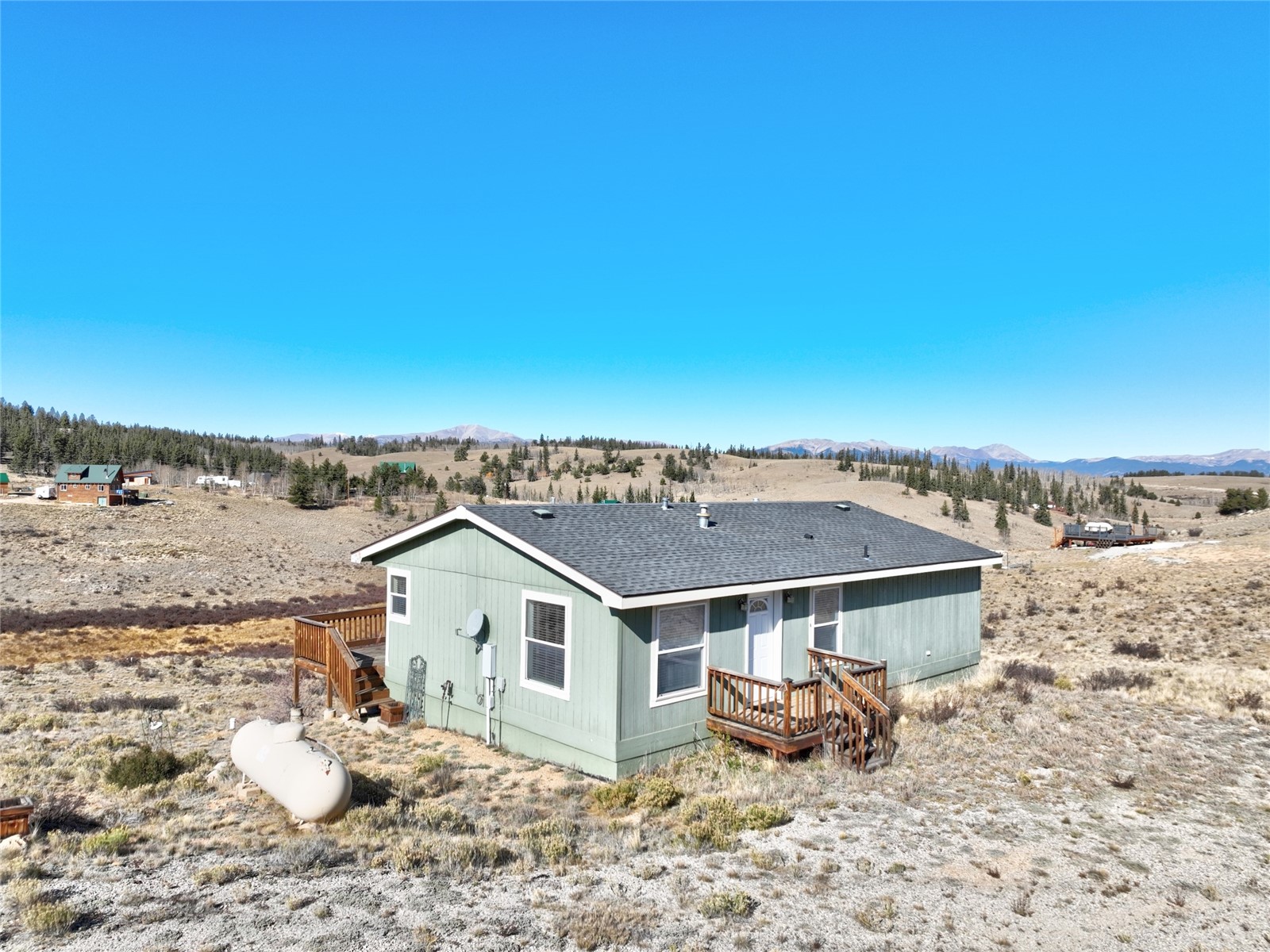 735 Apache Trail Property Photo 30