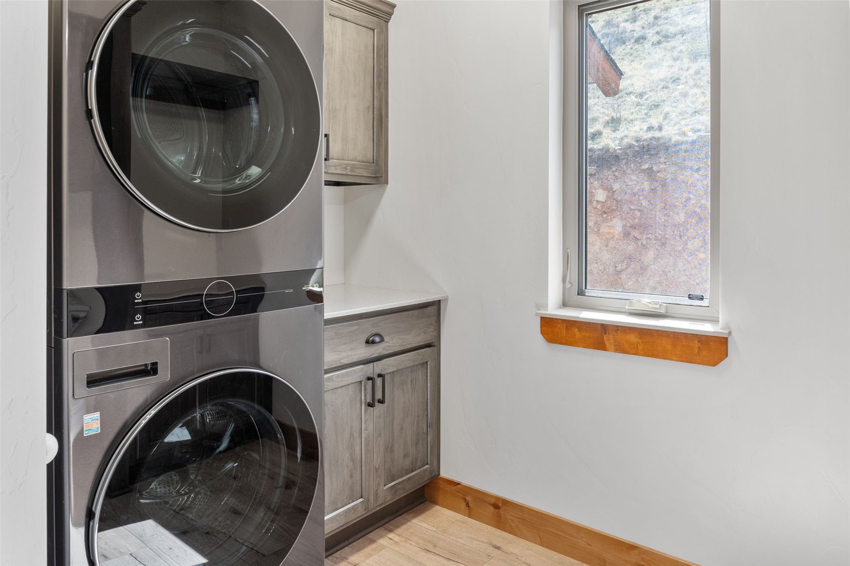 3415 Redhill Road Property Photo 34