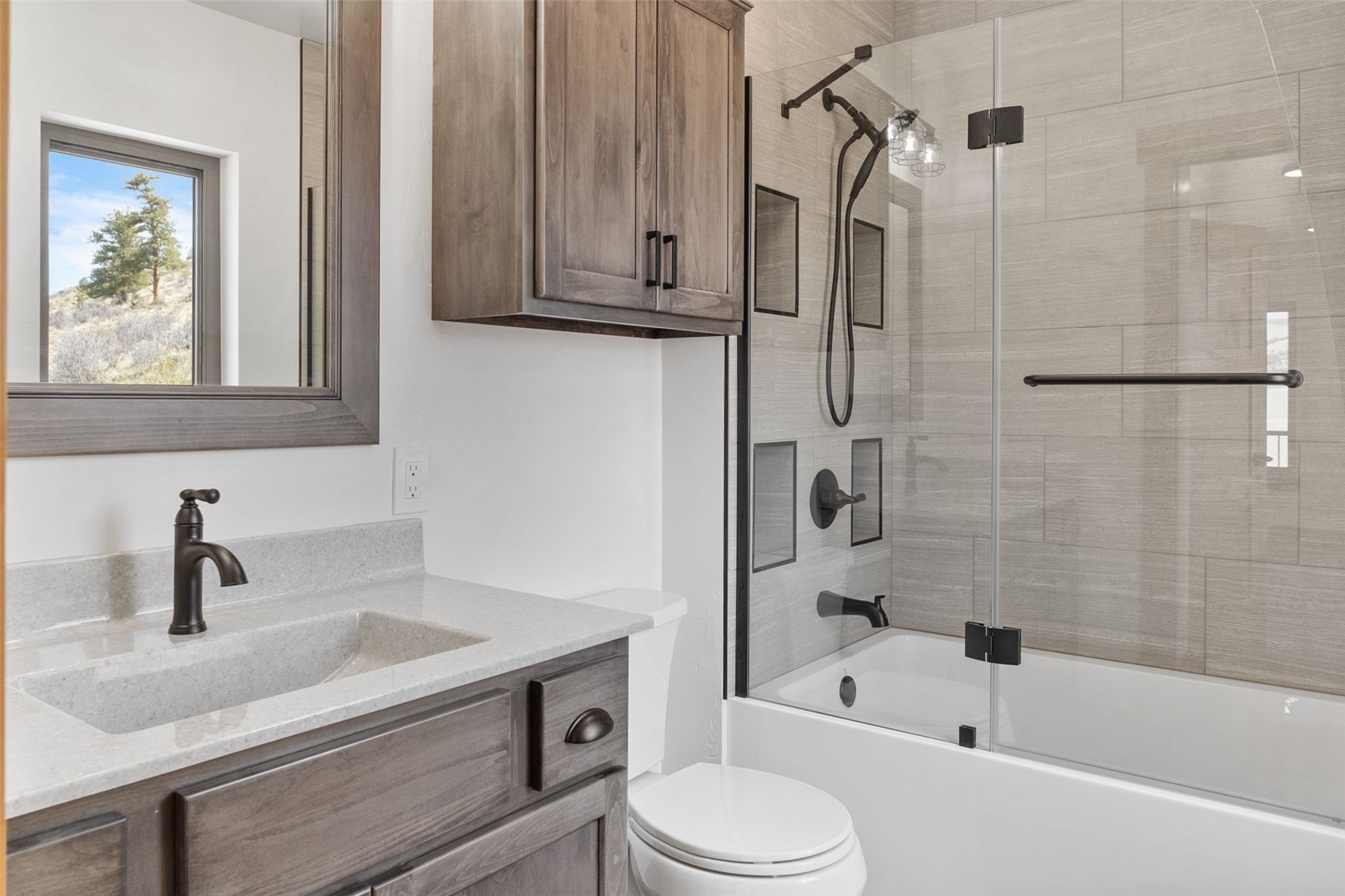 3415 Redhill Road Property Photo 44