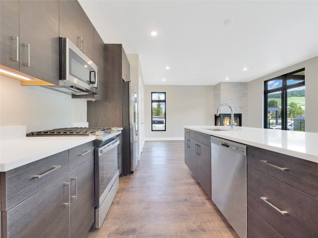 740 Blue River Parkway B14 Property Photo 1