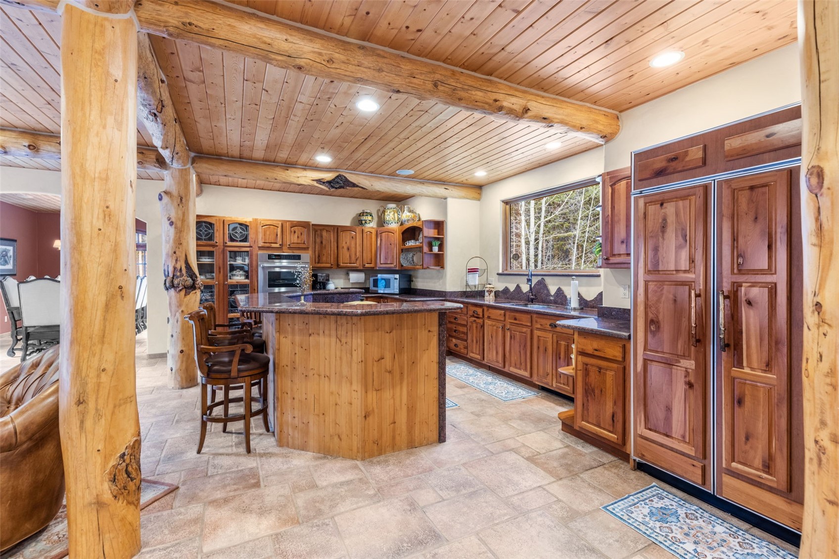 211 Tarnwood Drive Property Photo 14