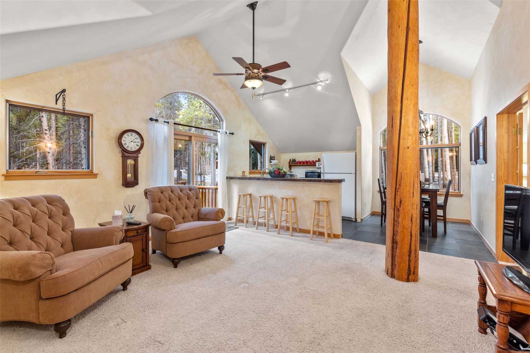 211 Tarnwood Drive Property Photo 41