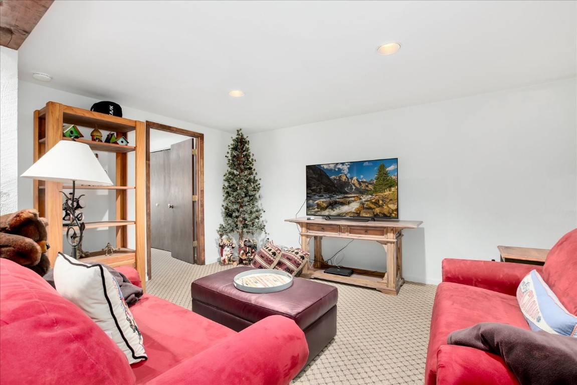 522 Wellington Road Property Photo 39