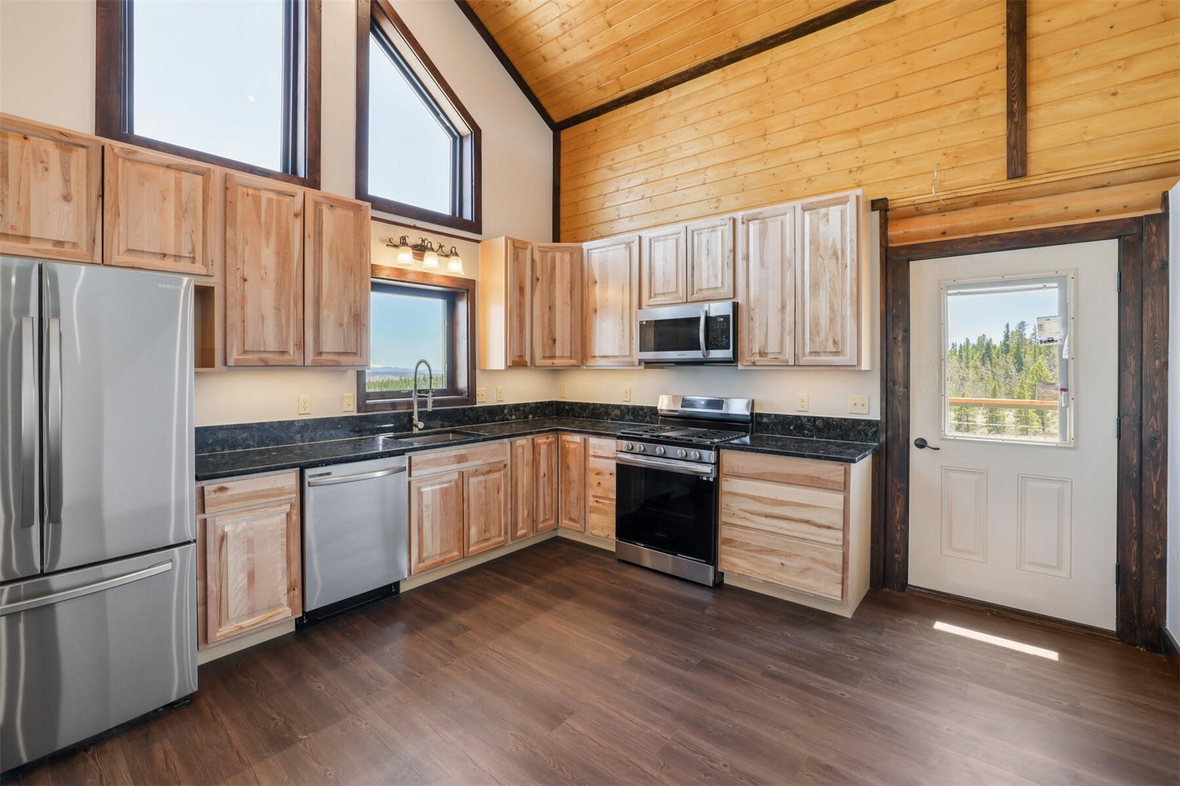 96 Bluestem Court Property Photo 4