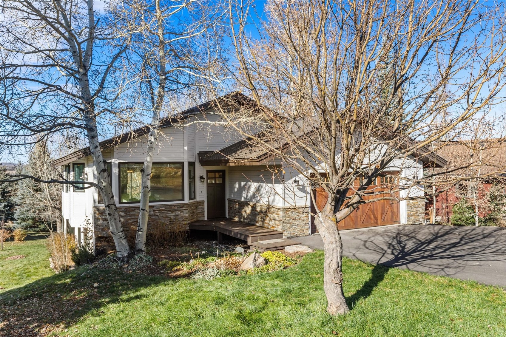 35 Steamboat Boulevard Property Photo 44