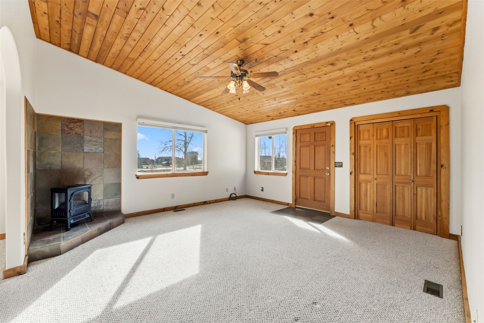 316 3rd Street Property Photo 3