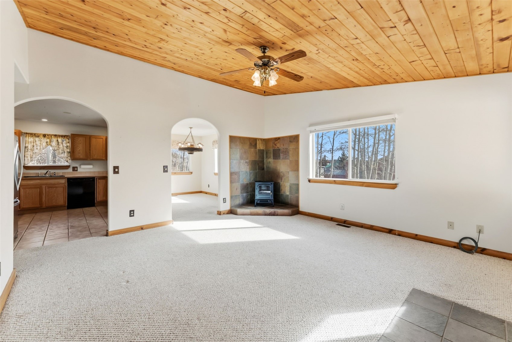 316 3rd Street Property Photo 4