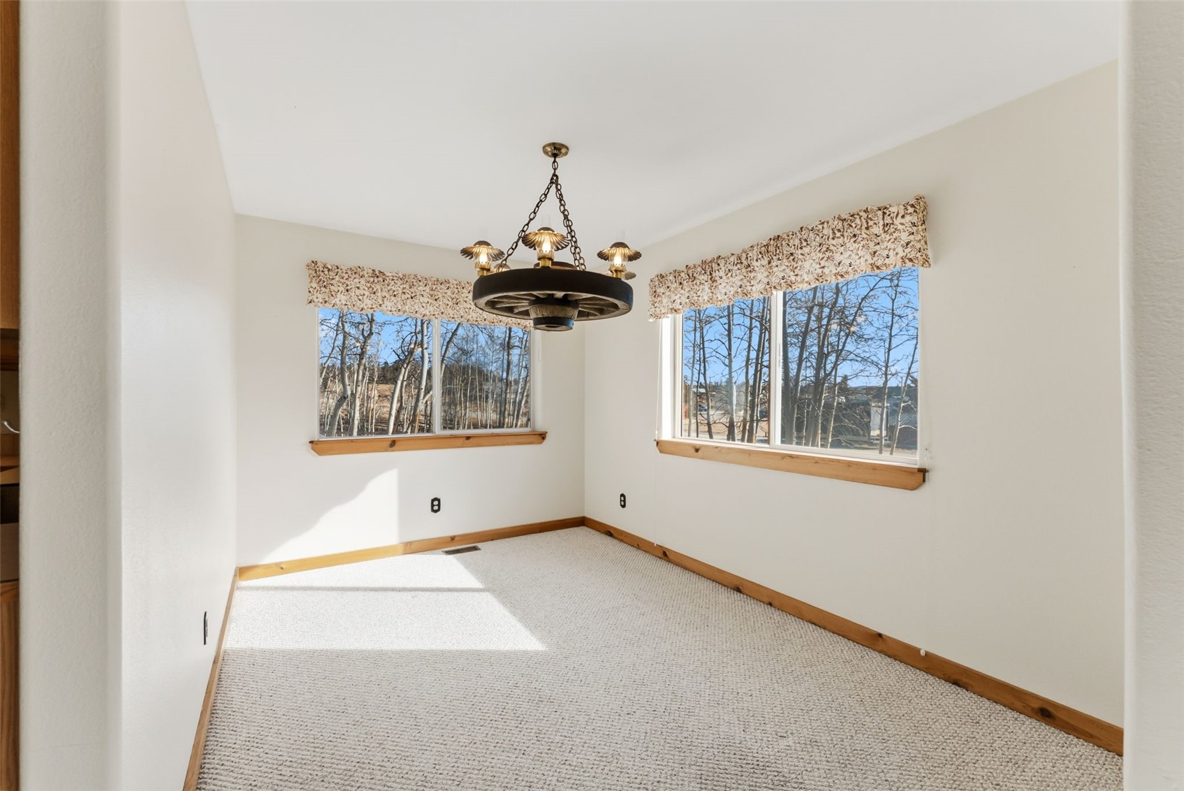 316 3rd Street Property Photo 6