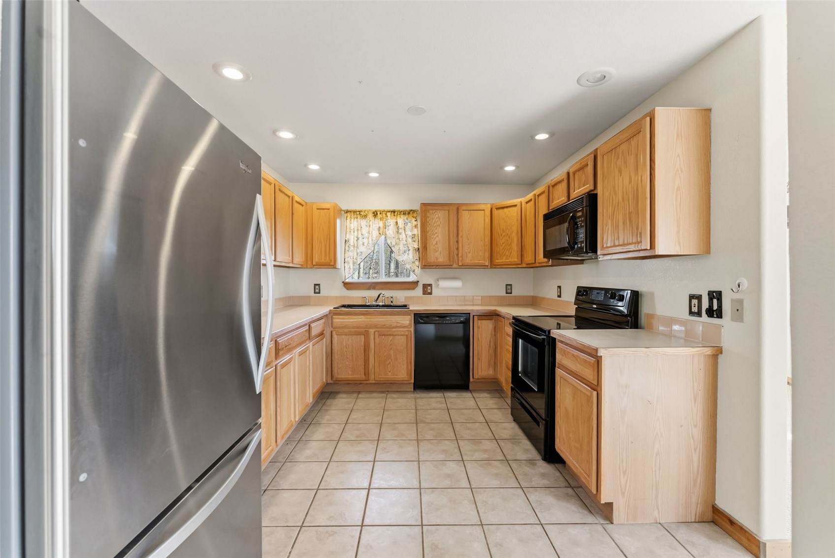 316 3rd Street Property Photo 7