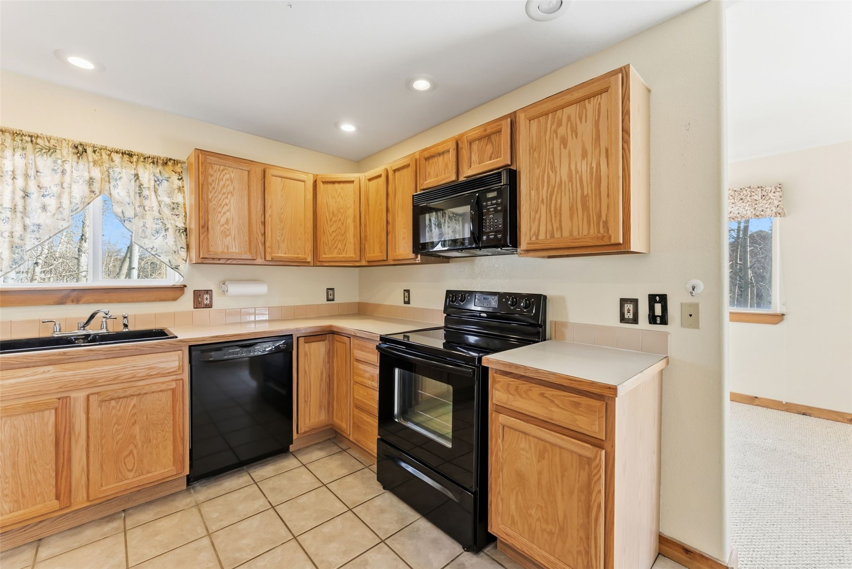 316 3rd Street Property Photo 9