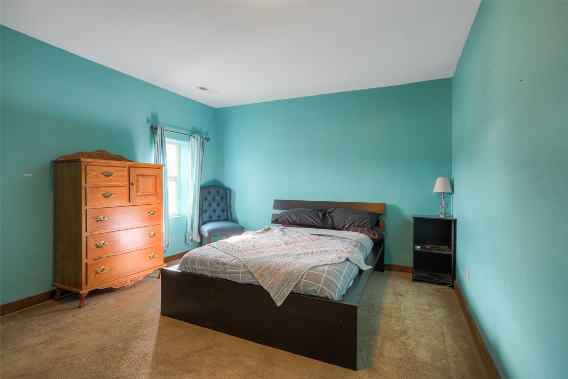 73 Mid Land Avenue Property Photo 14