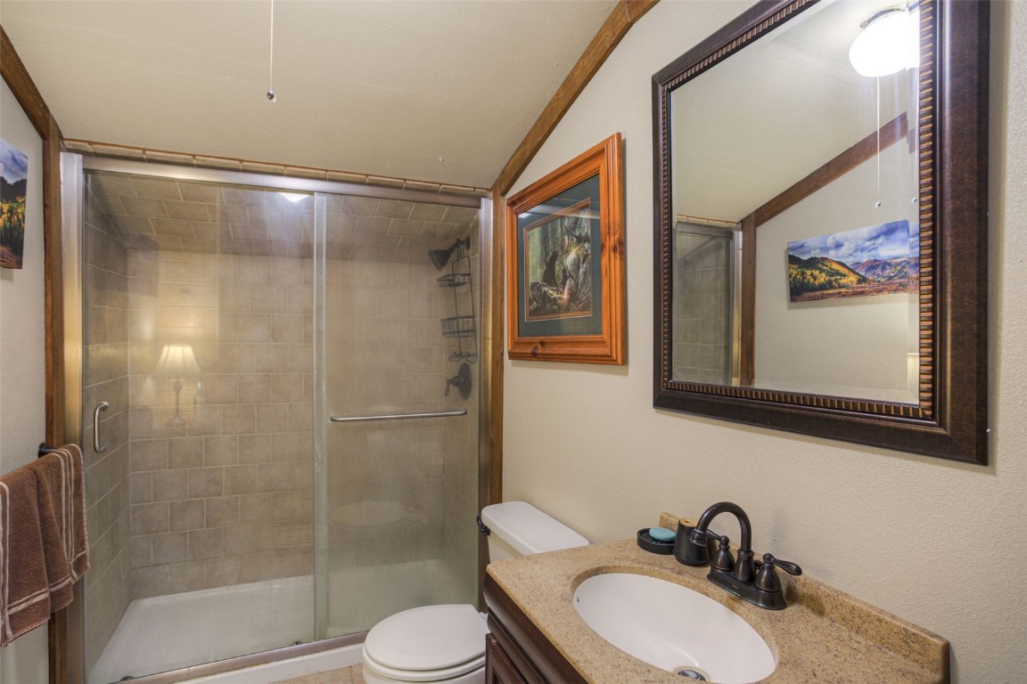 73 Mid Land Avenue Property Photo 16