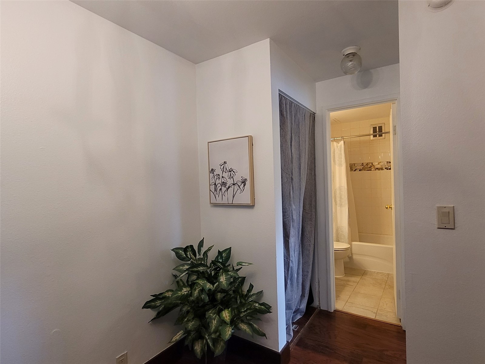 214 S Harris Street 101 Property Photo 21