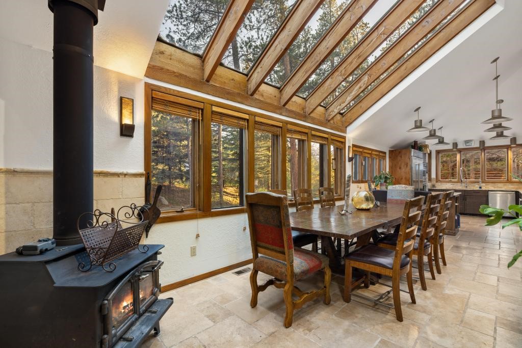 82 Lenawee Lane Property Photo 3