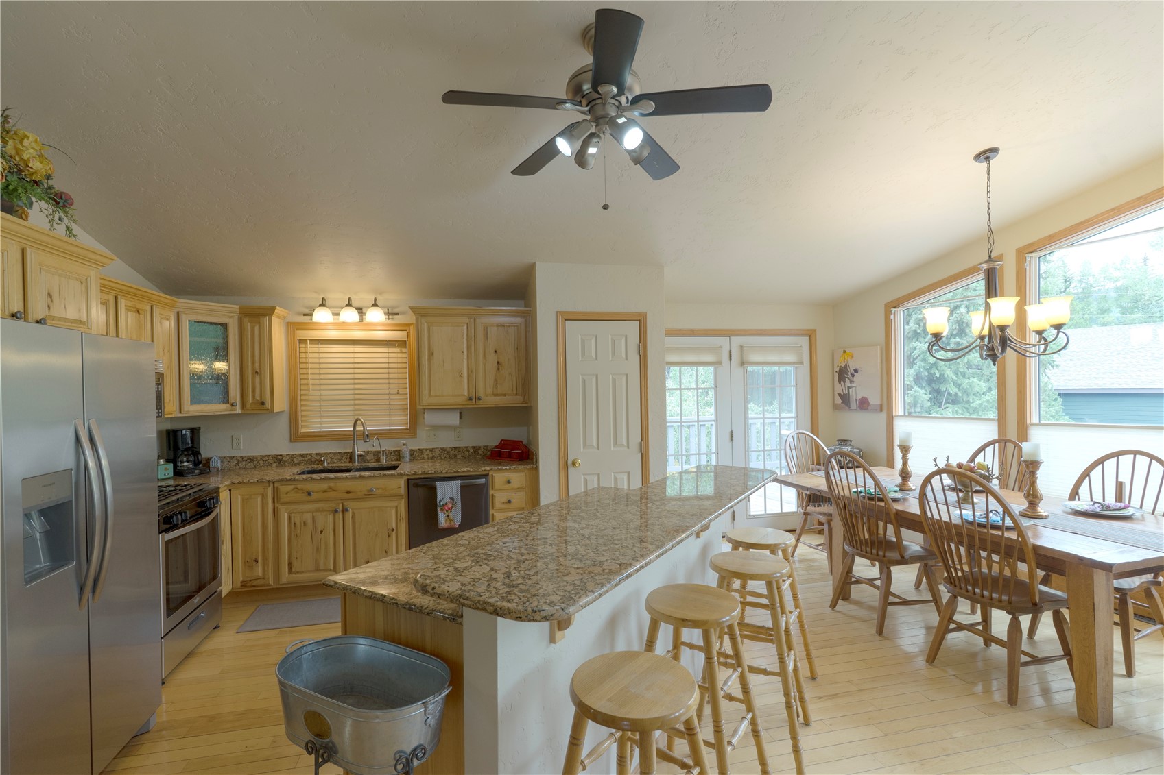 109 Janes Way Property Photo 5