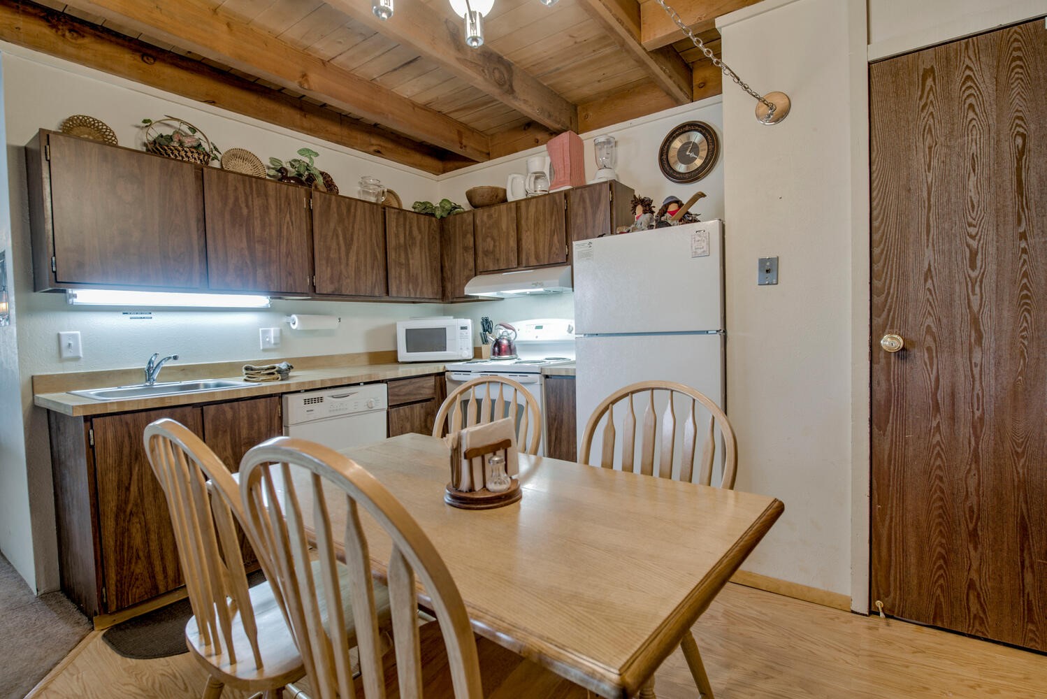 2300 Lodgepole Circle 101 Property Photo 8