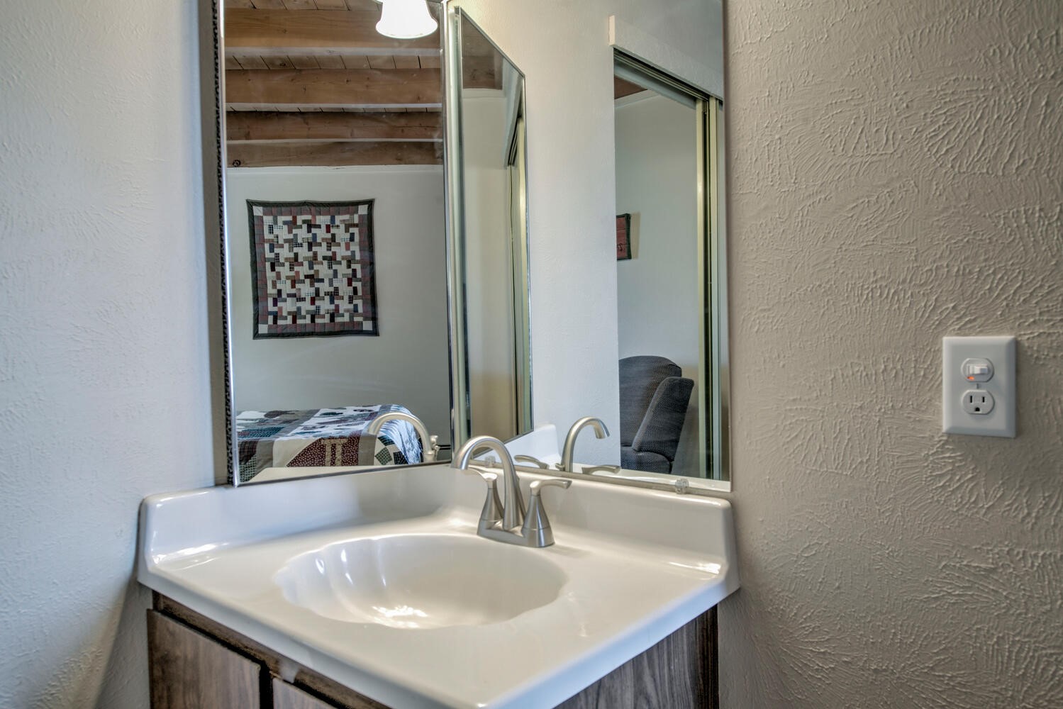 2300 Lodgepole Circle 101 Property Photo 19
