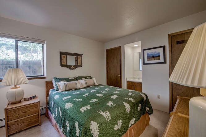 98000 Ryan Gulch Road E104 Property Photo 13