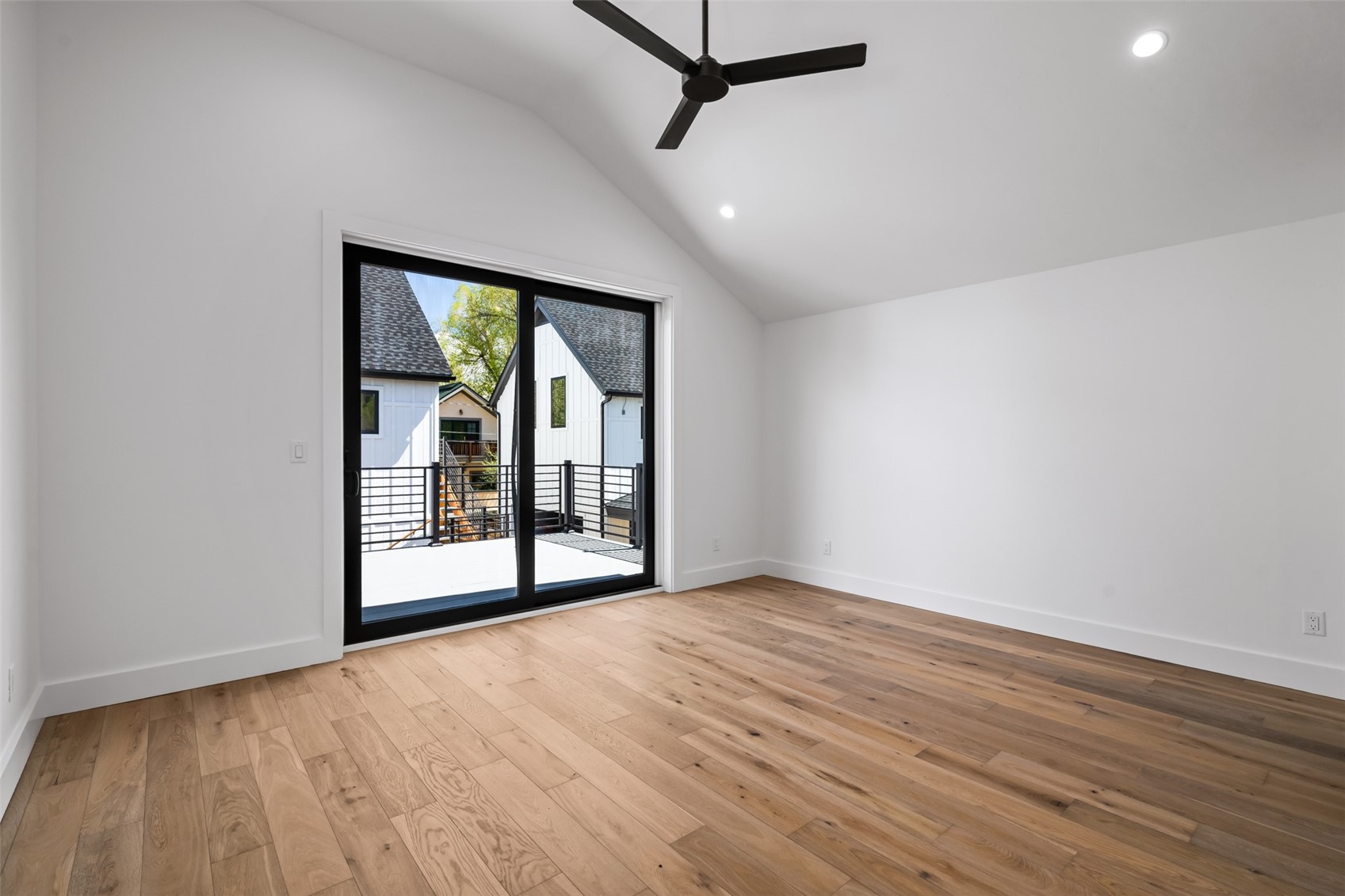 512 8th Street Property Photo 14