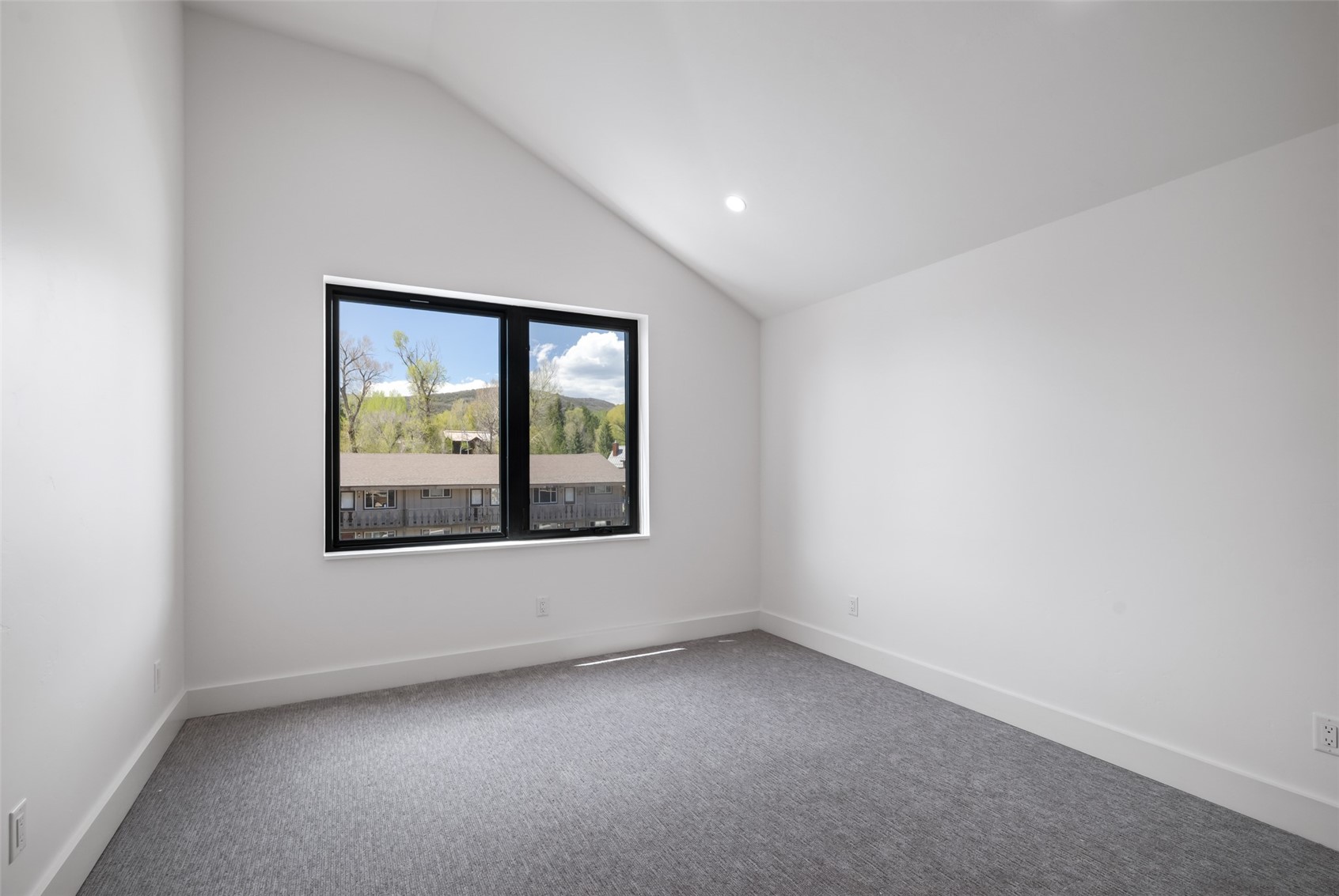 512 8th Street Property Photo 20