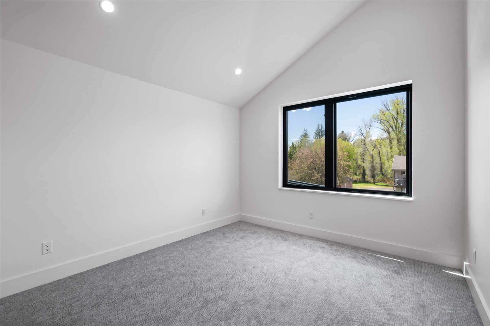 512 8th Street Property Photo 21