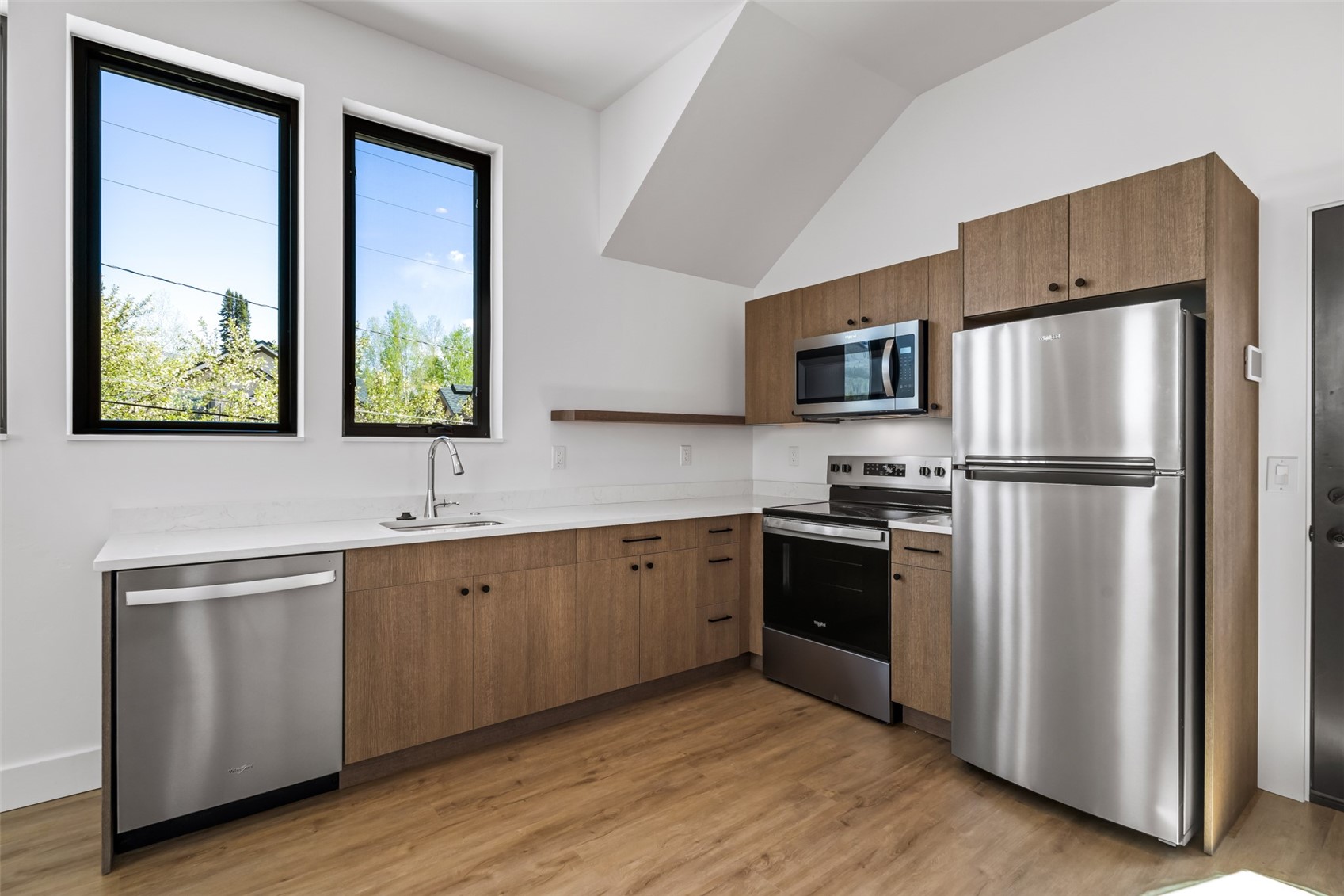 512 8th Street Property Photo 29