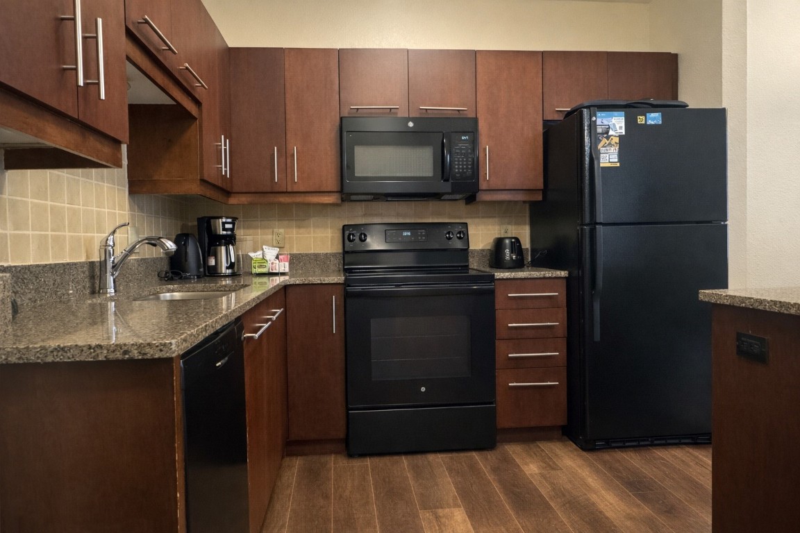 172 Beeler Place 116a Property Photo 4