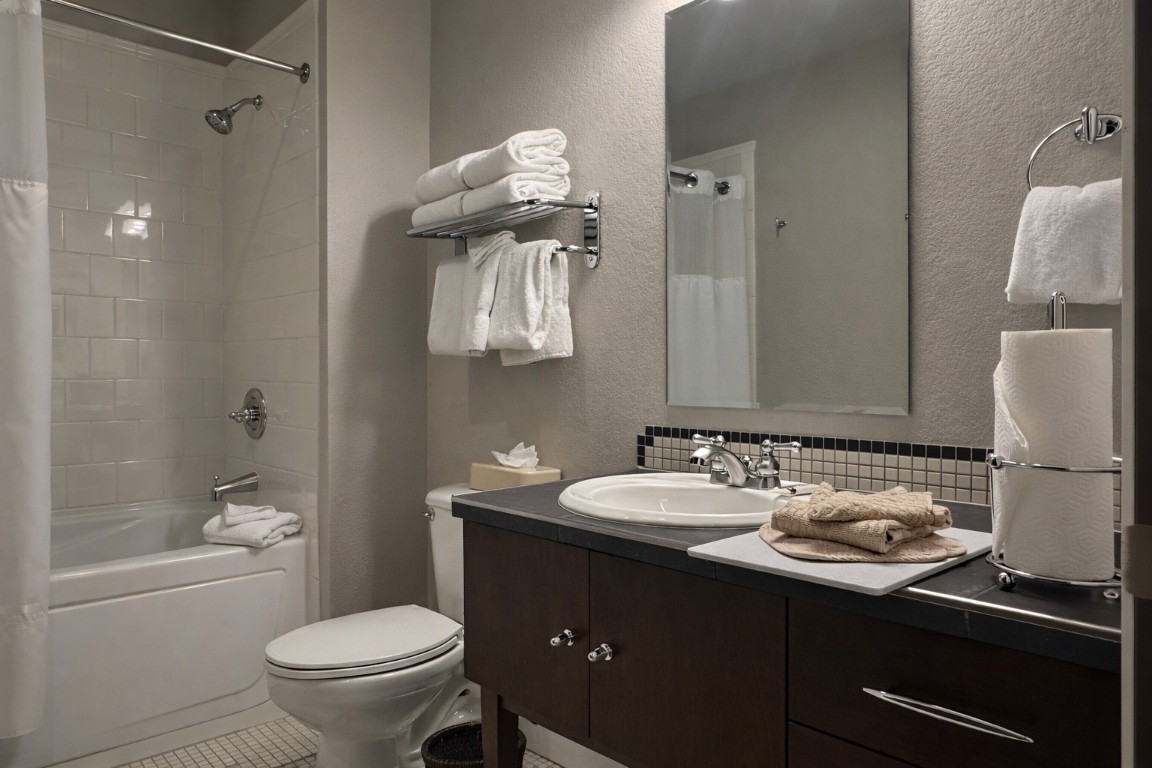 172 Beeler Place 116a Property Photo 10